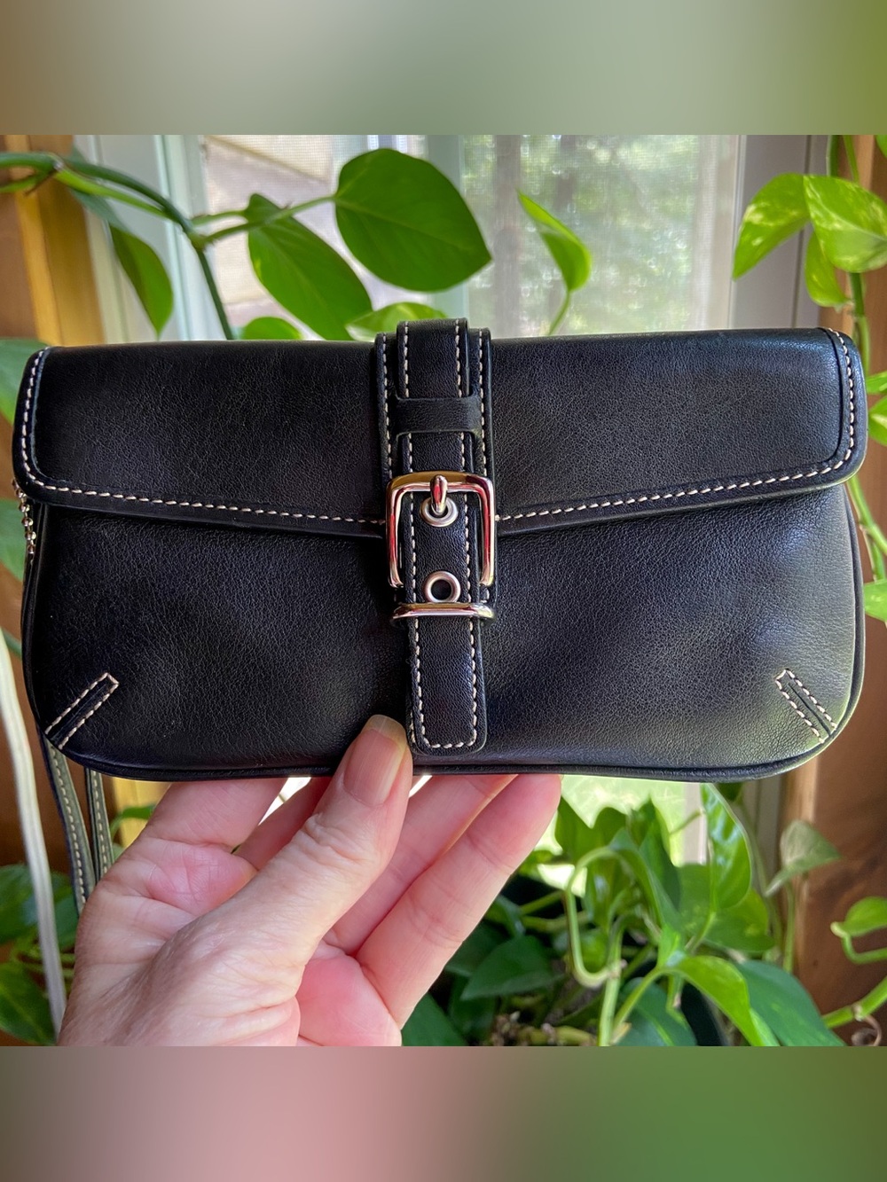 Coach Vintage Y2K SoHo Black Leather Buckle Wristlet-Old Money Minimalist EUC